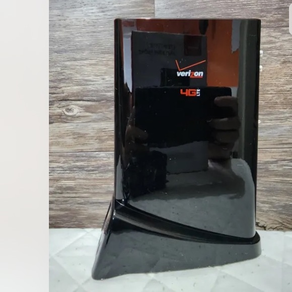 Verizon Model T1114 T-1114 Mifi Home 4G LTE Broadband Router w/ Voice Novatel - Picture 7 of 11